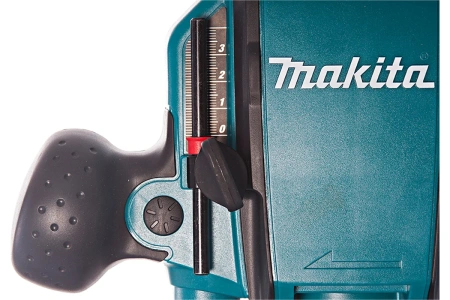 Фрезер Makita RP0900 с фрезами