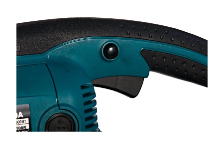 Электрическая цепная пила MAKITA UC 4530A